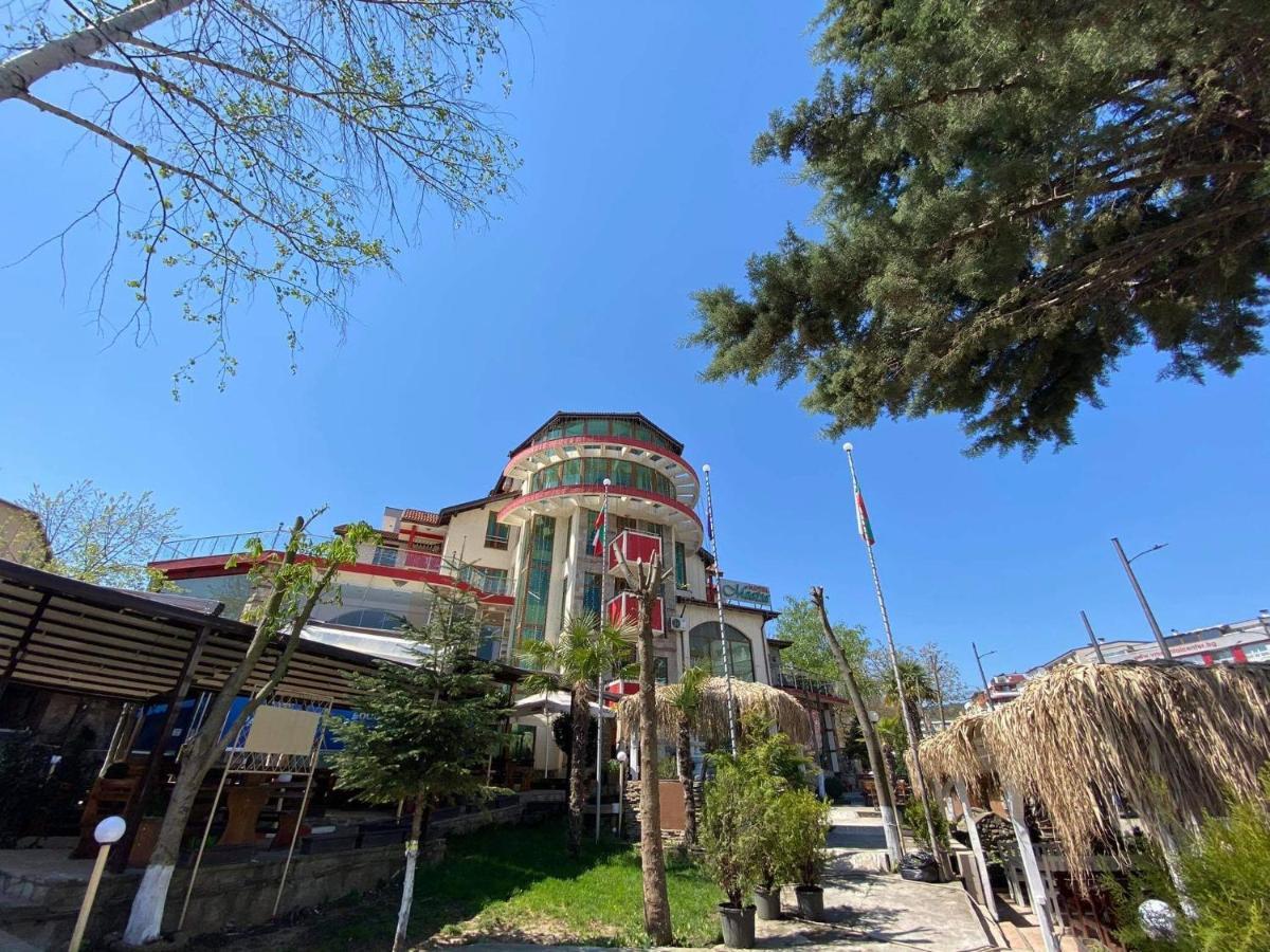 Meatsa Hotel Kŭrdzhali Exterior foto