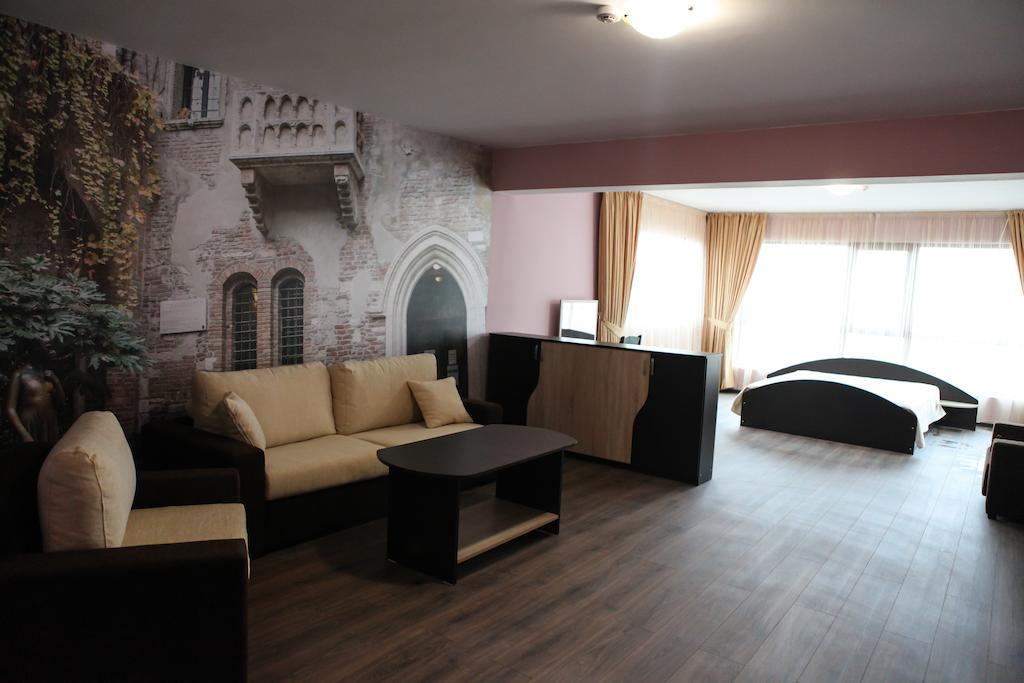 Meatsa Hotel Kŭrdzhali Quarto foto